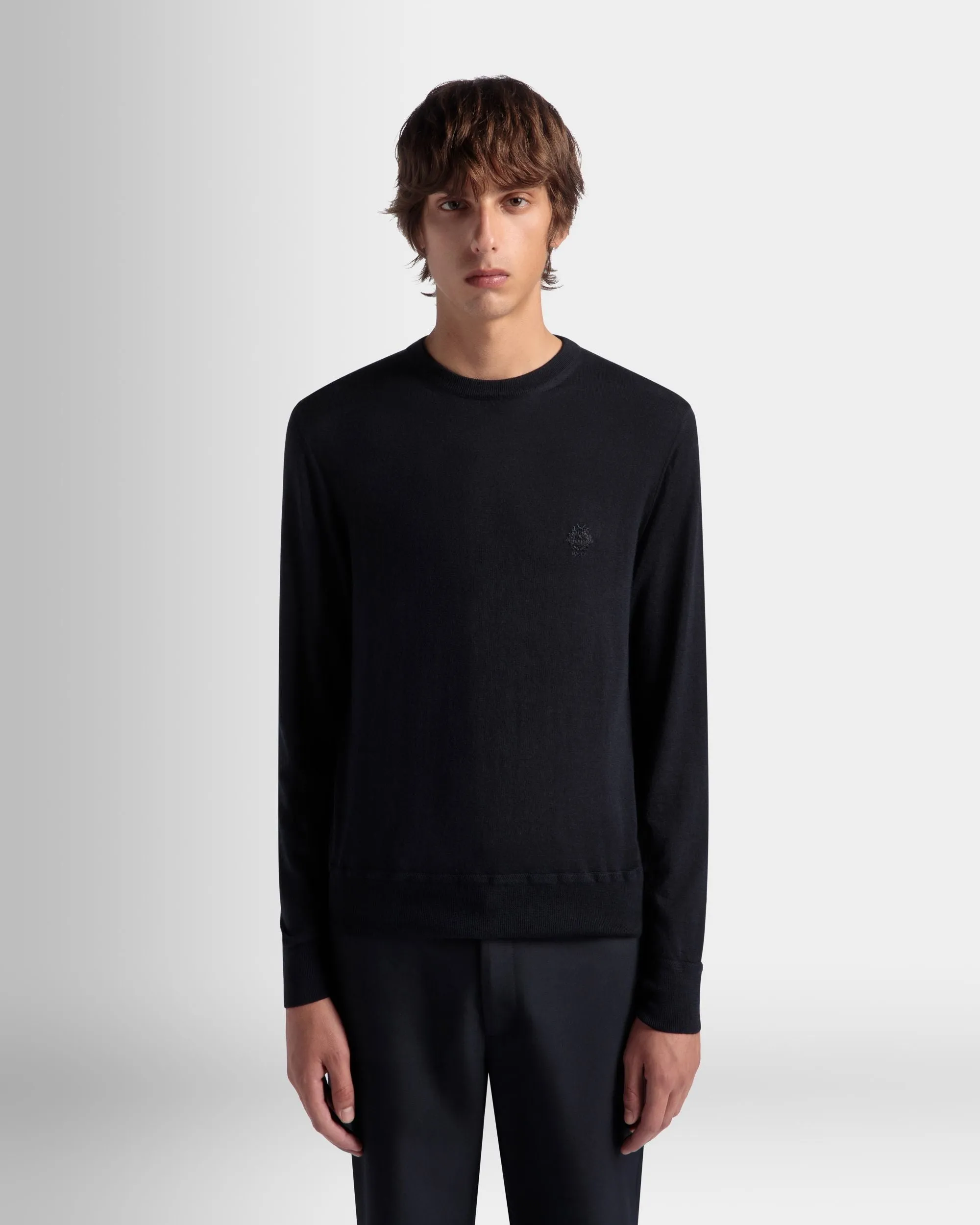 Adrien Brody Travel Collection Crewneck Sweater In Navy Blue Cashmere 