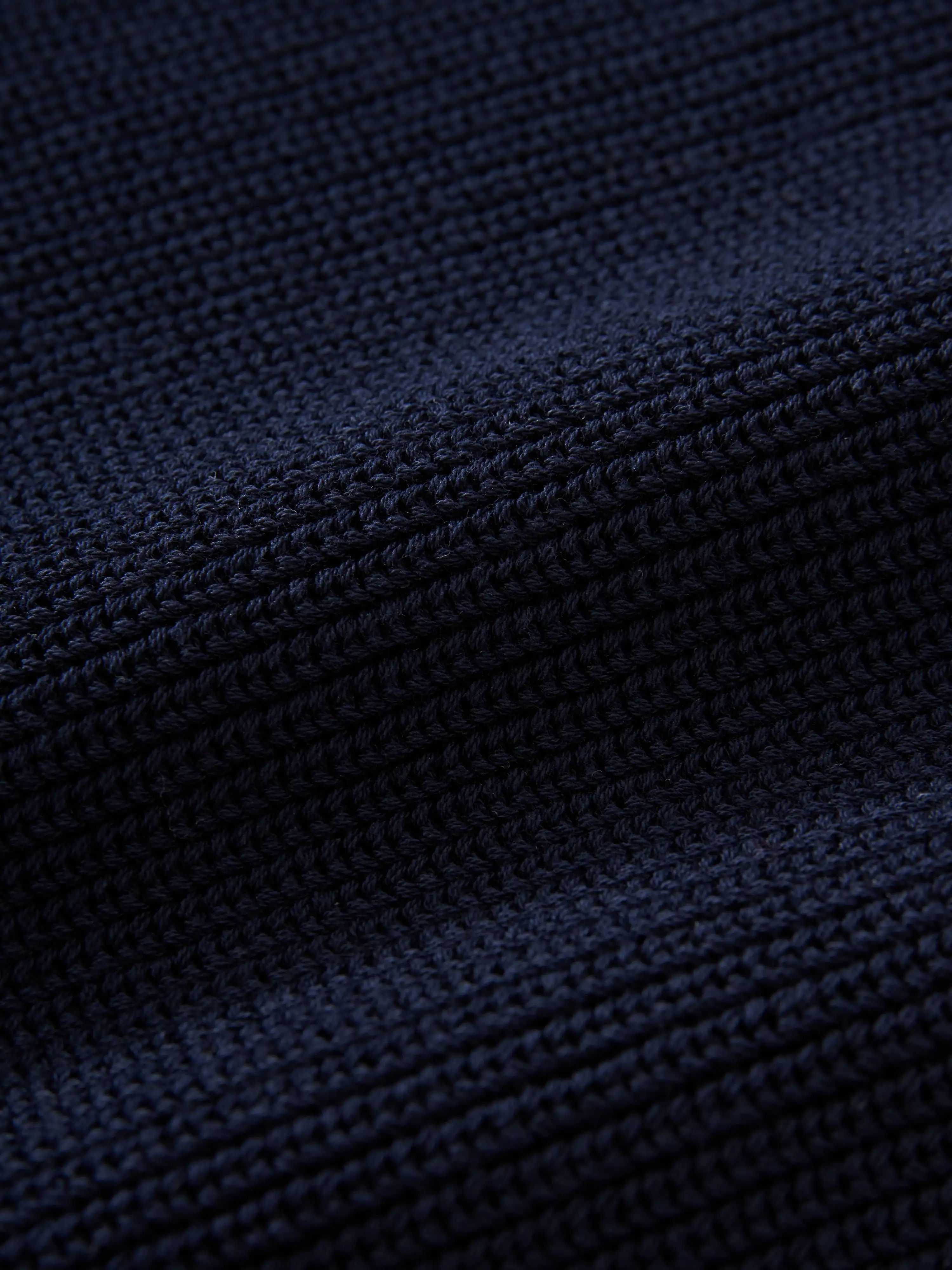 Bara Knit in Darkest Navy