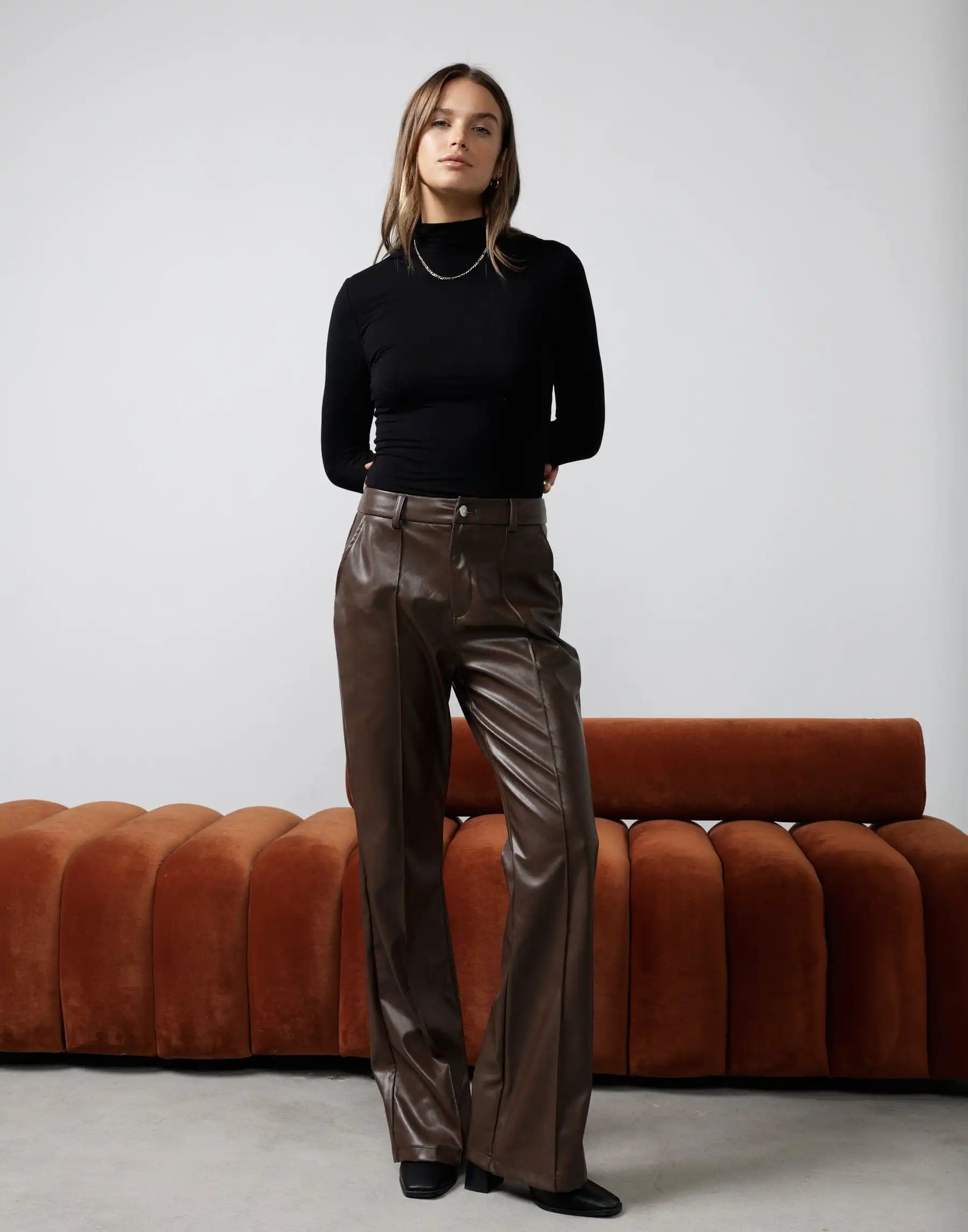 Carla Pants (Brown)