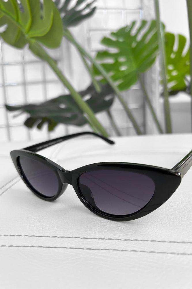 Cat Eye Plastic Frame Sunglasses