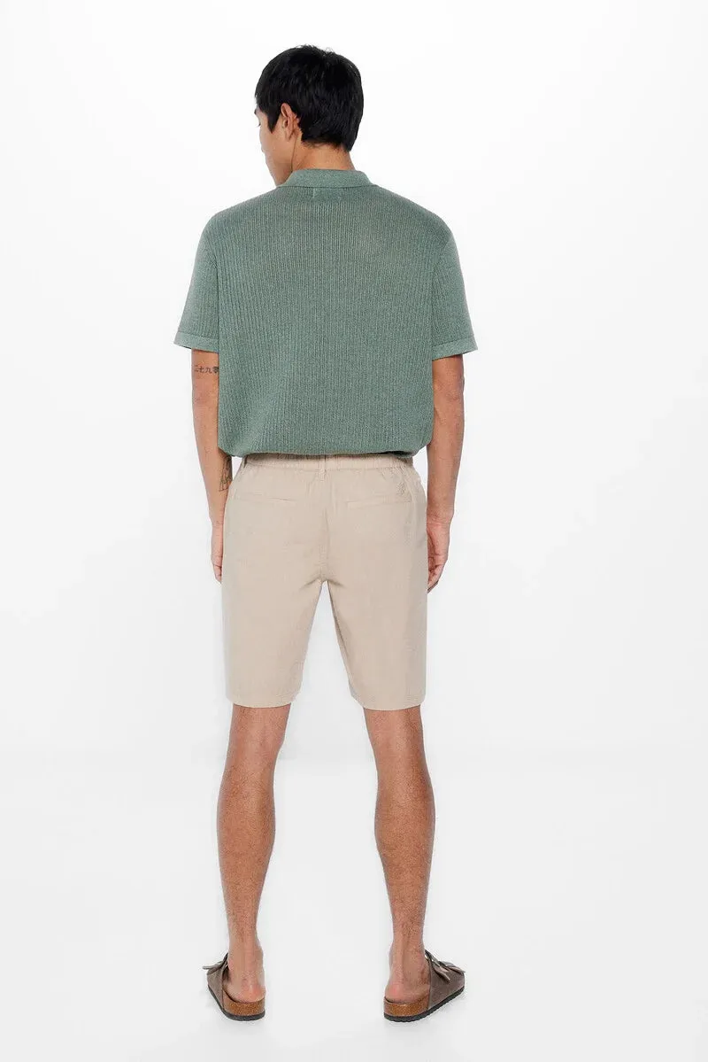 Coloured comfort fit Bermuda shorts - Beige