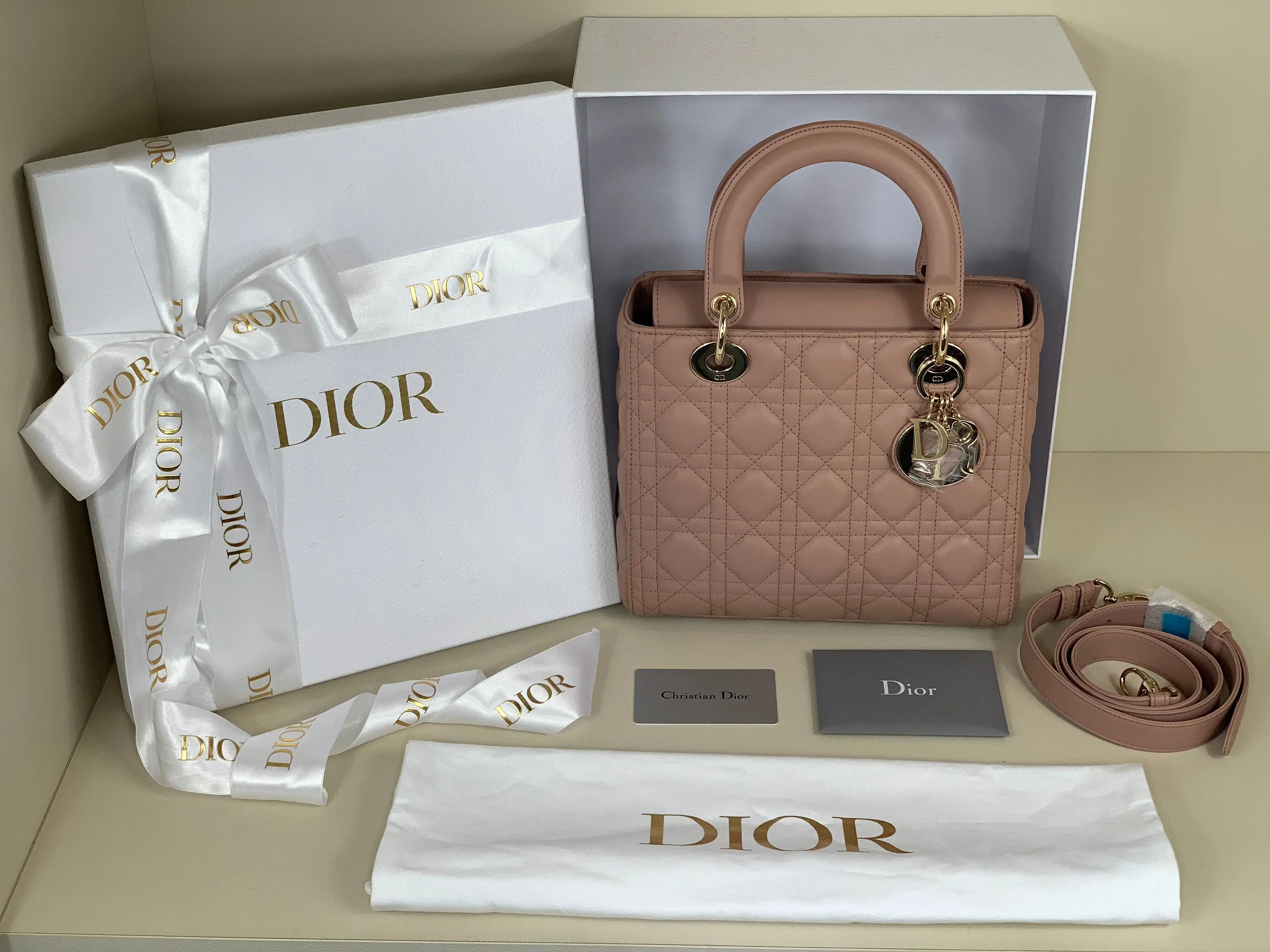 DIOR - Lady Dior pink medium bag silver hardware