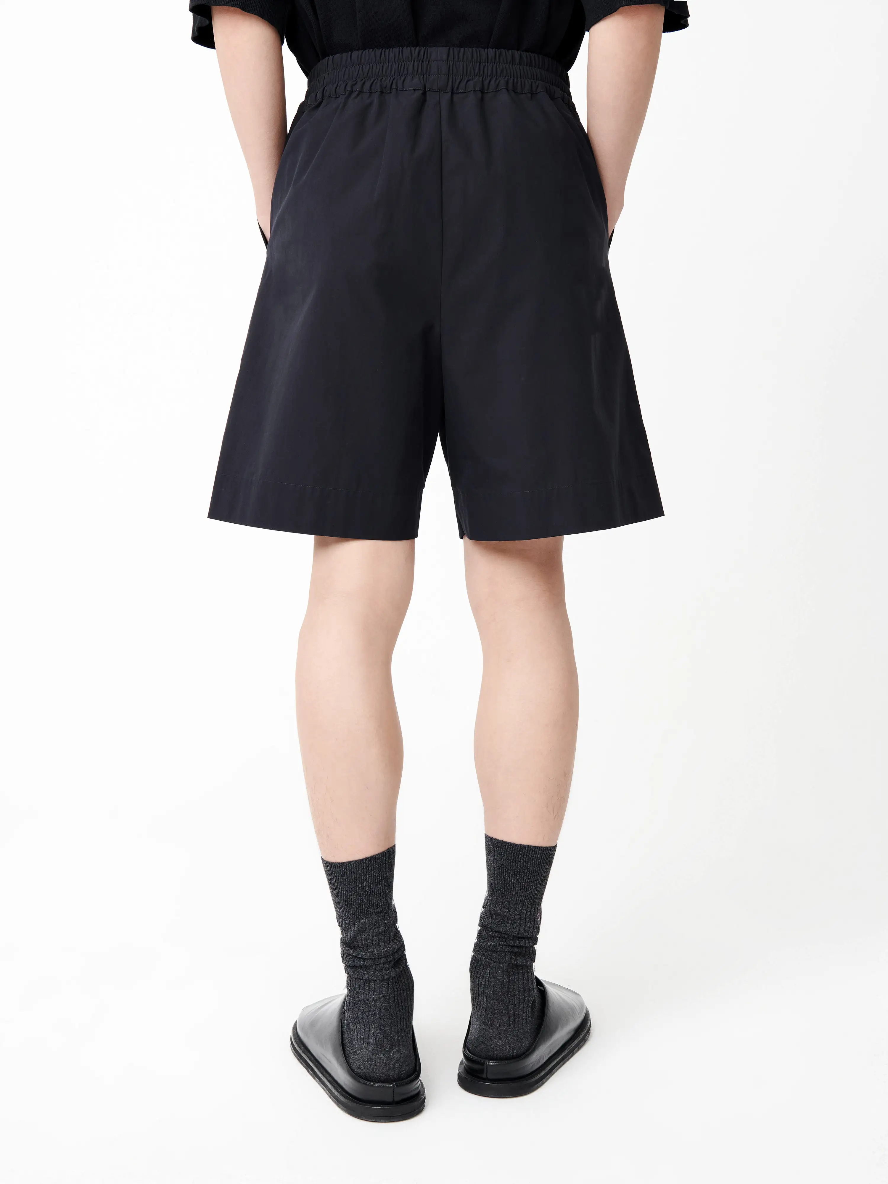 Ford Shorts in Darkest Navy