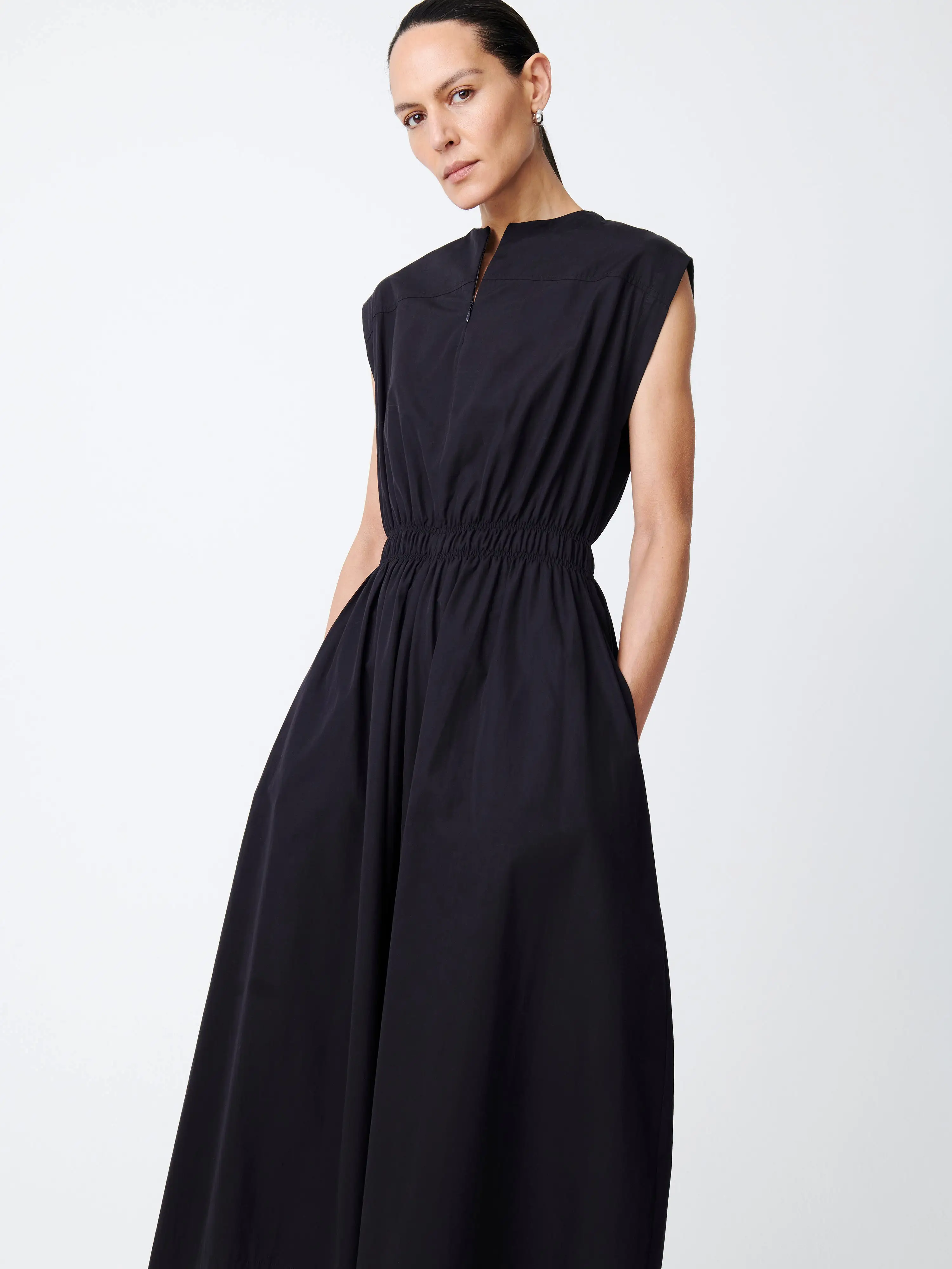 Katrine Dress in Darkest Navy