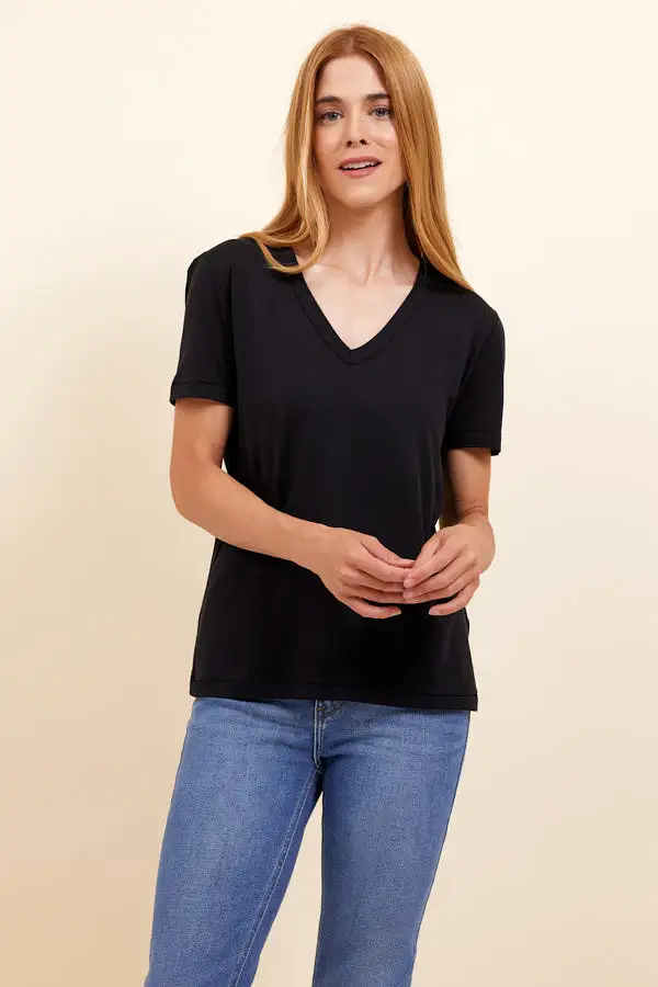 Majestic Lyocell Cotton Semi Relaxed Short Sleeve V-Neck in Noir