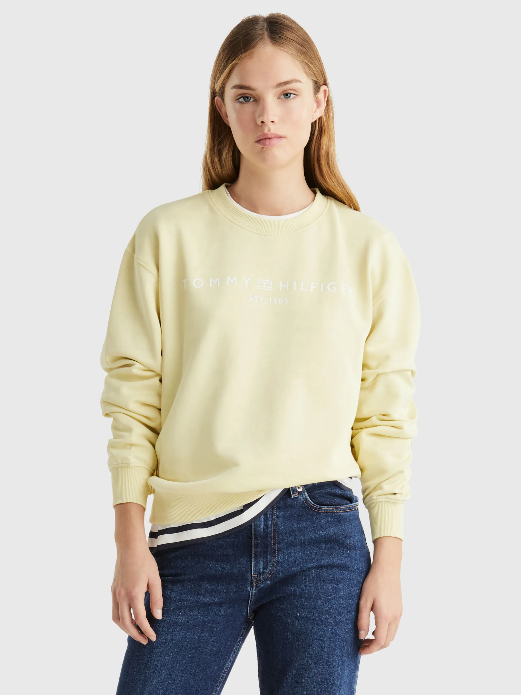 Modern Corp Logo Sweatshirt | Sweatshirts & Hoodies | Tommy Hilfiger