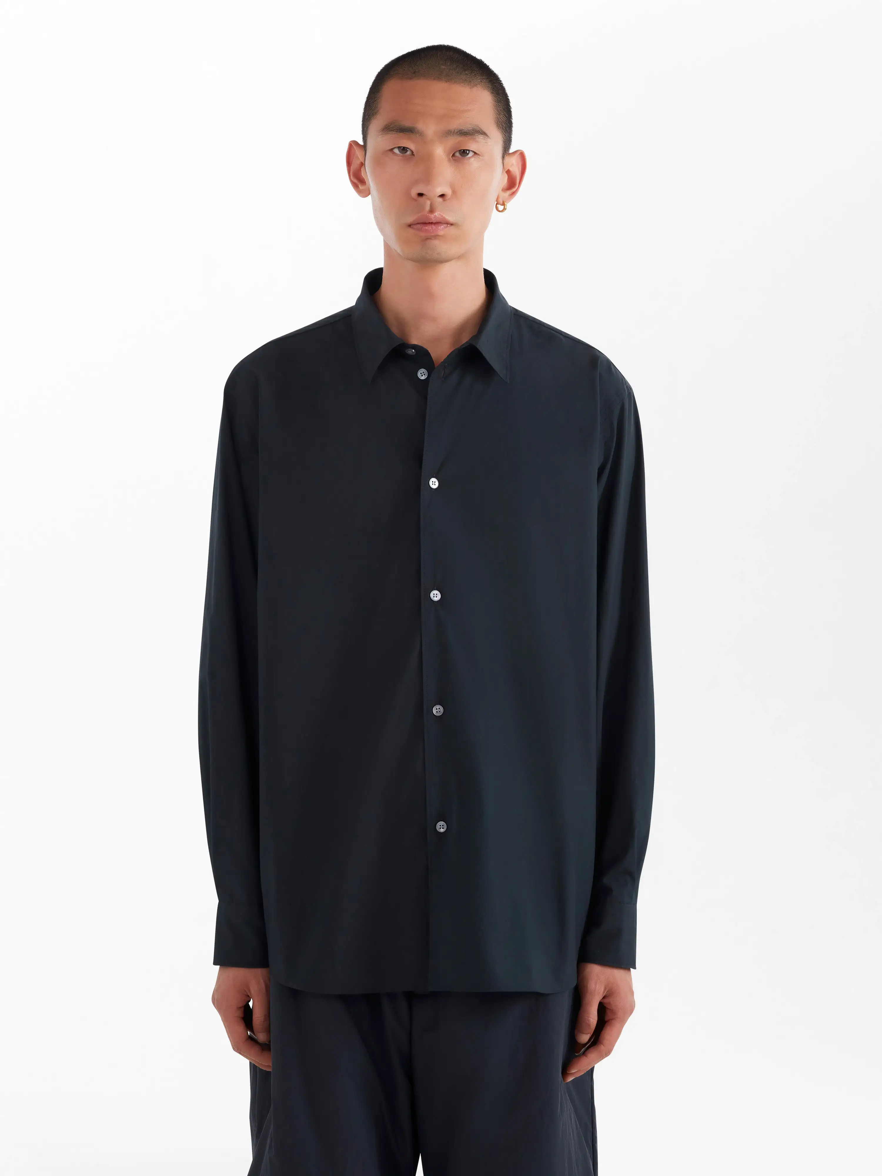 Santo Shirt in Darkest Navy