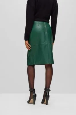 Slim-fit pencil skirt in grained leather