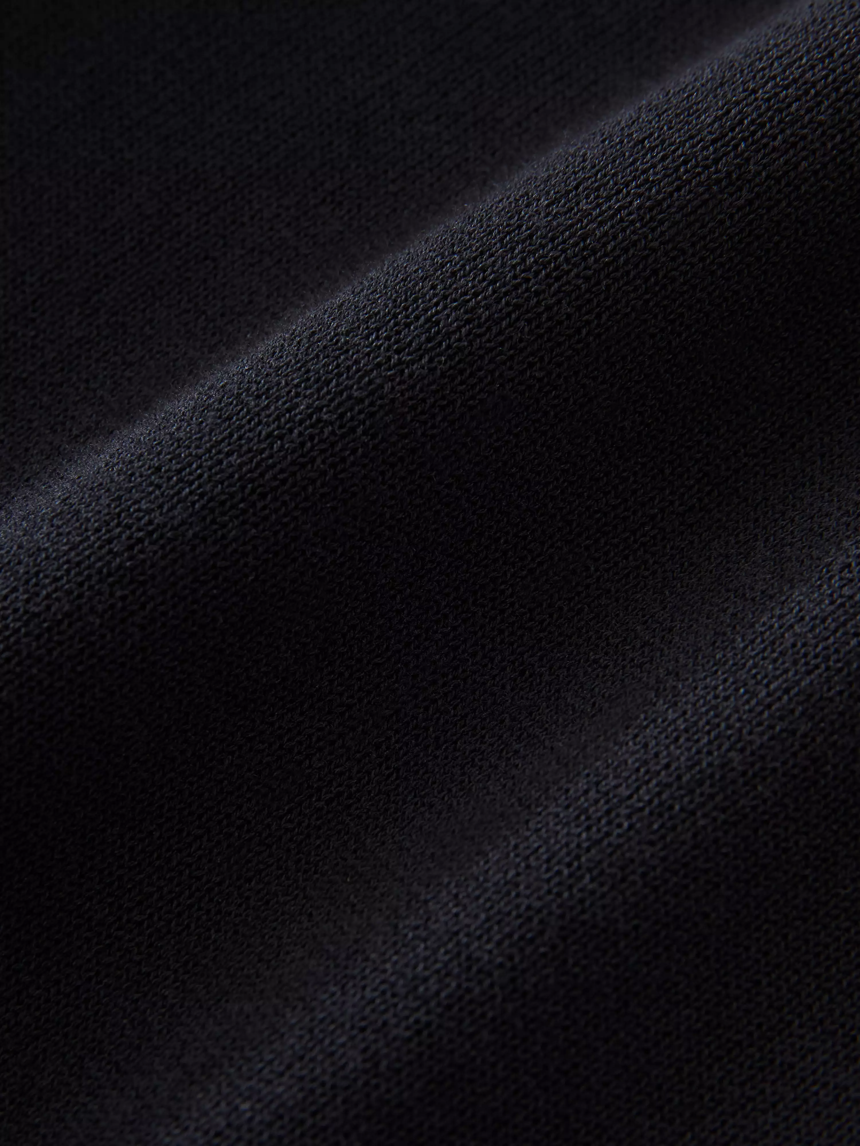 Solaris Knit in Darkest Navy