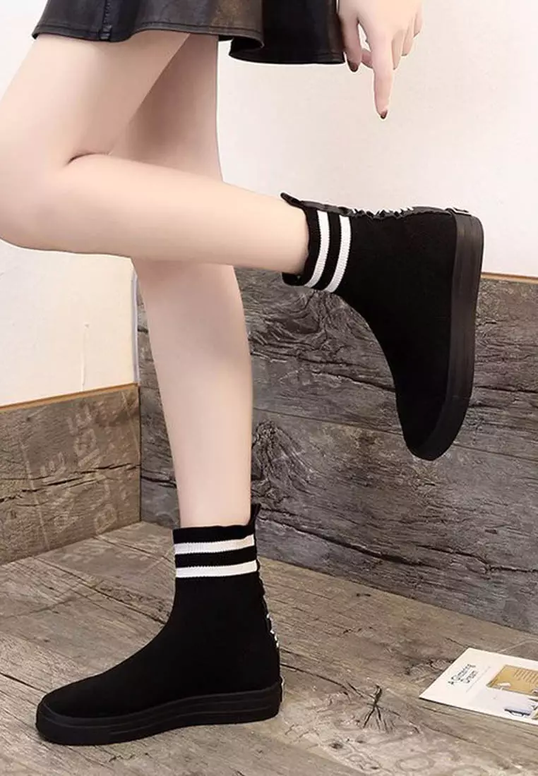 Stocking Sneaker Boots VB200