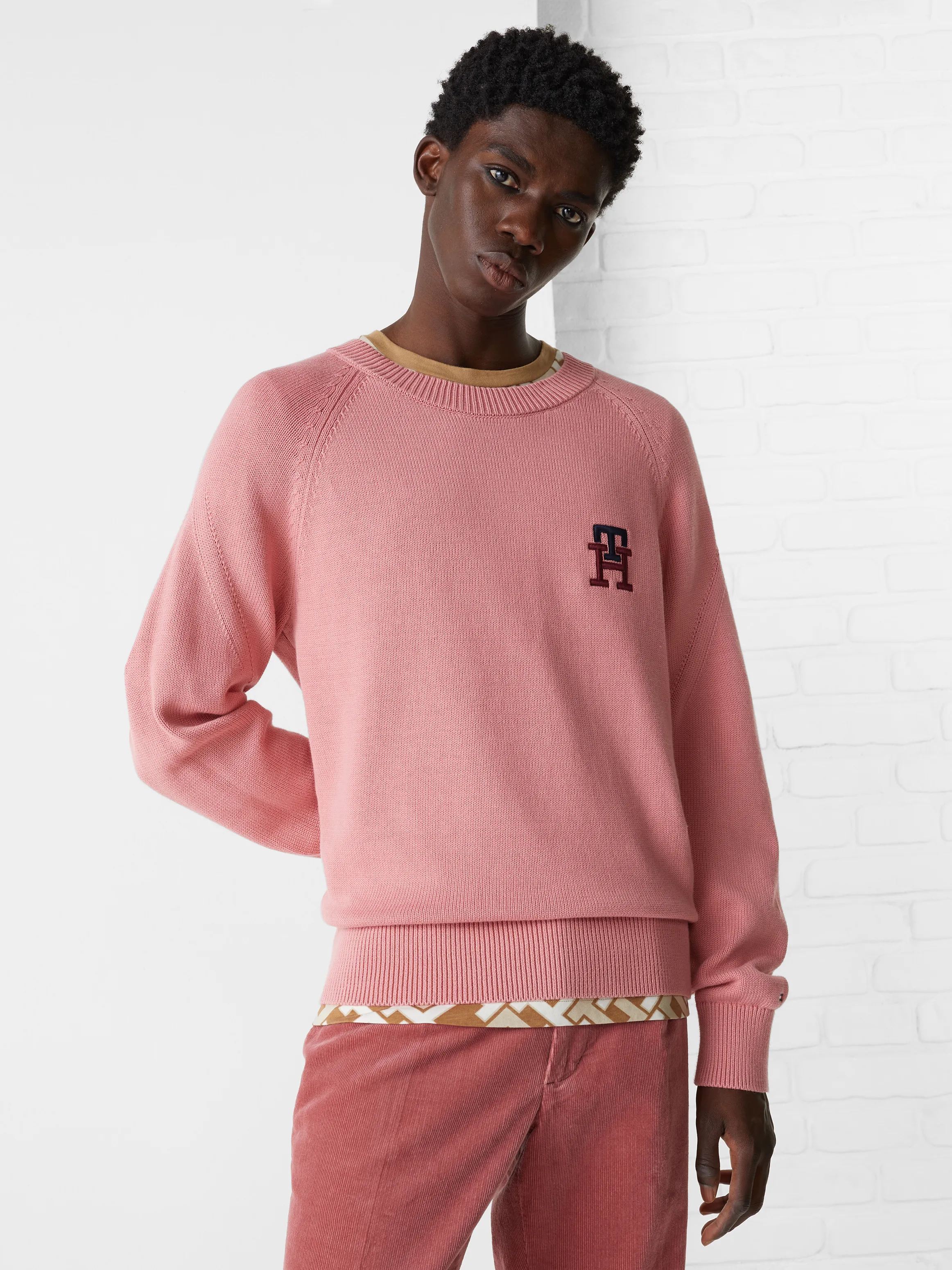 Th Monogram Supima Relaxed Jumper | Sweatshirts & Hoodies | Tommy Hilfiger