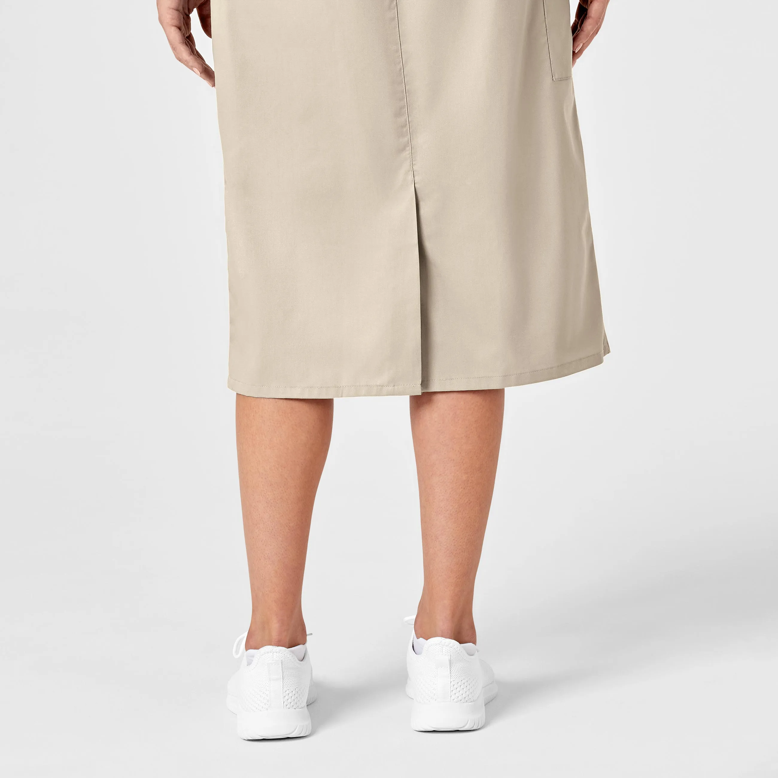 WonderWORK Women's Pull On Cargo Scrub Skirt - Khaki