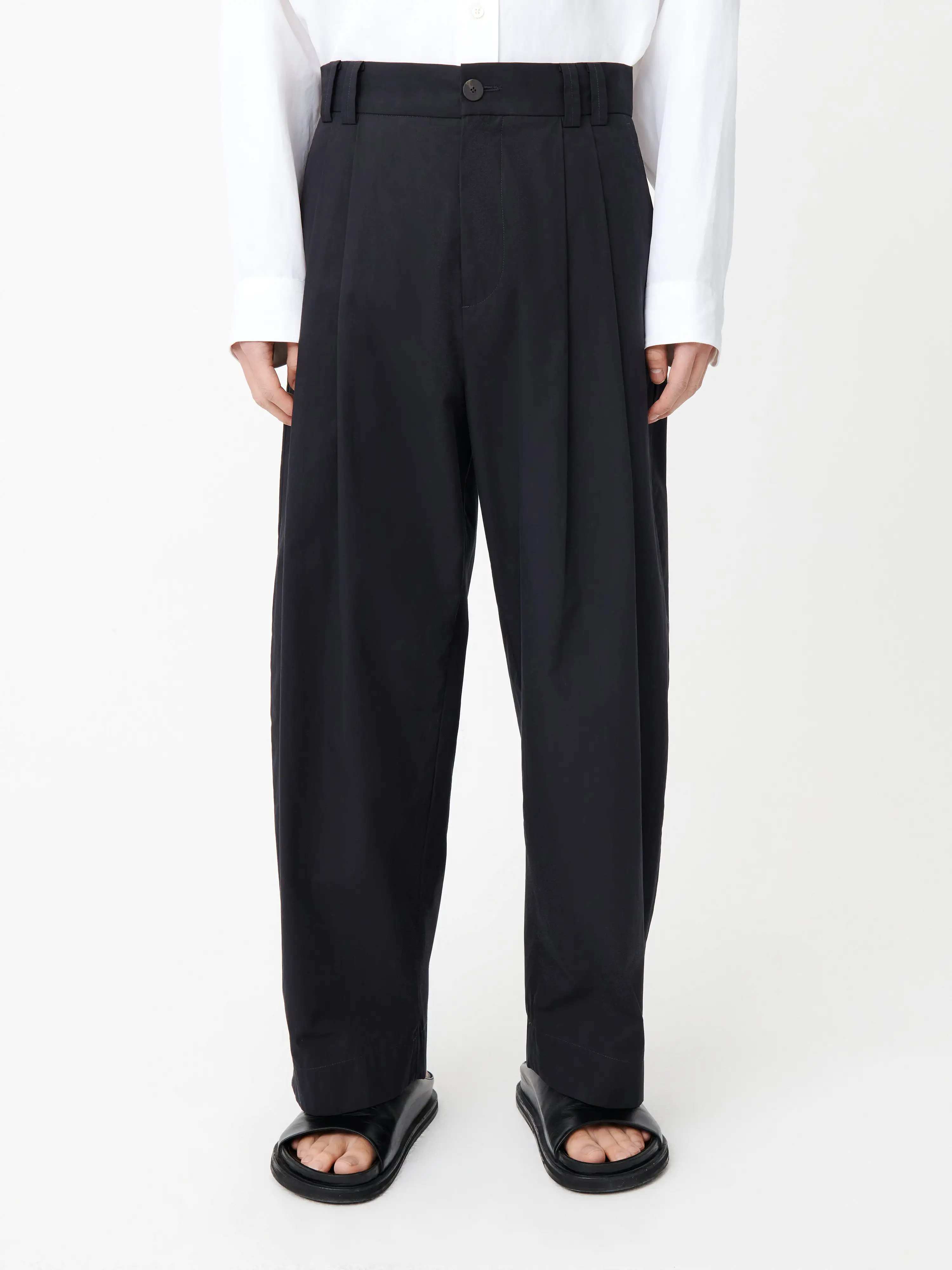 Yale Pant in Darkest Navy